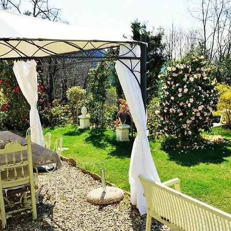 La Casa Degli Aceri Bed & Breakfast *
